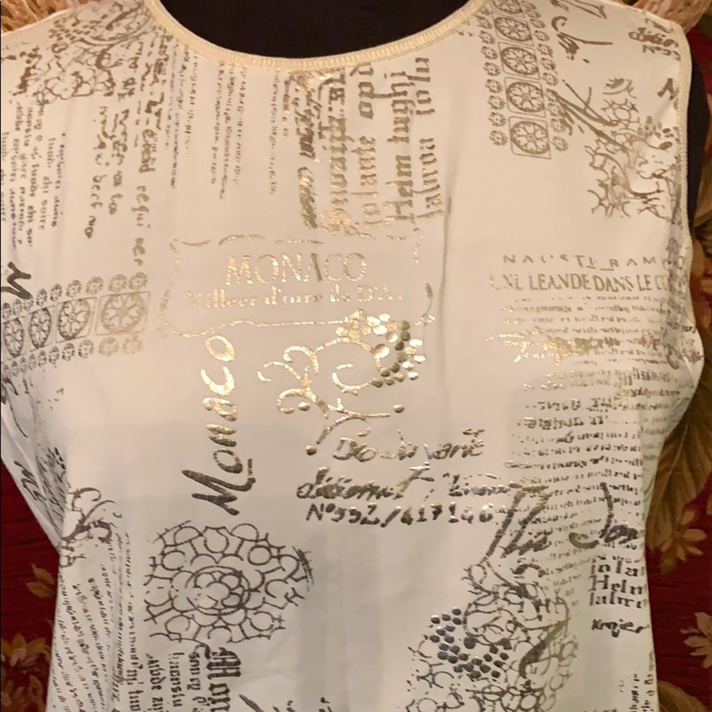 Tar jay blouse with gold lettering size large - Picture 2 of 5